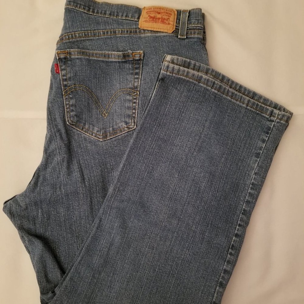 Jeans - Picture 1 of 5